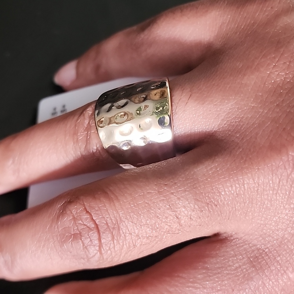 B20 Textured Ring - Picture 7 of 10
